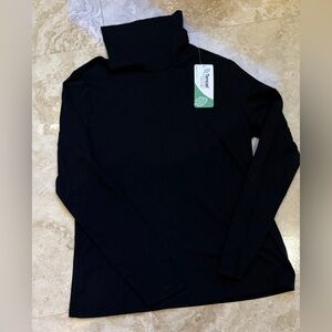 NWT Land’s End Turtleneck Top